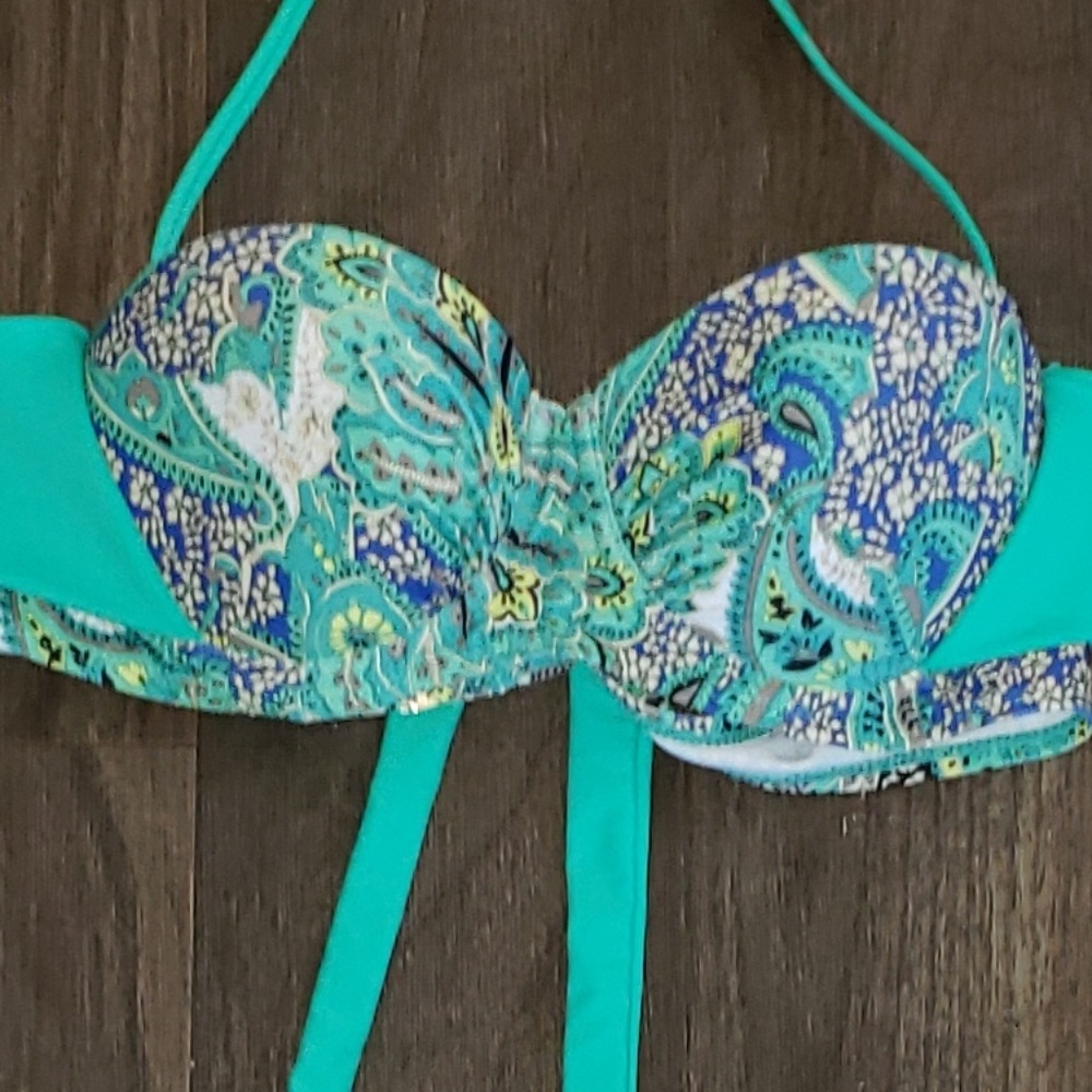 Swimsuit - Picture 4 of 4